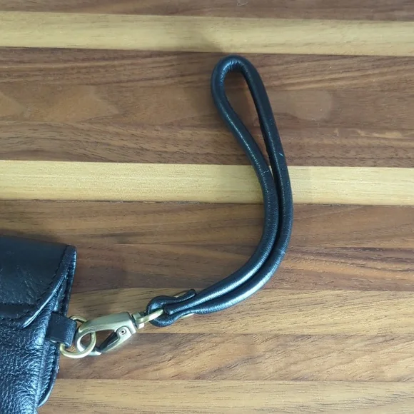 Clark's black leather clutch - Picture 10 of 12